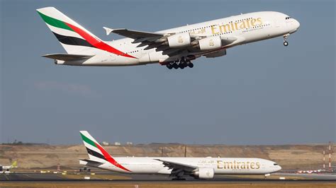 a380 vs boeing 777|airbus a380 boeing 777 comparison.